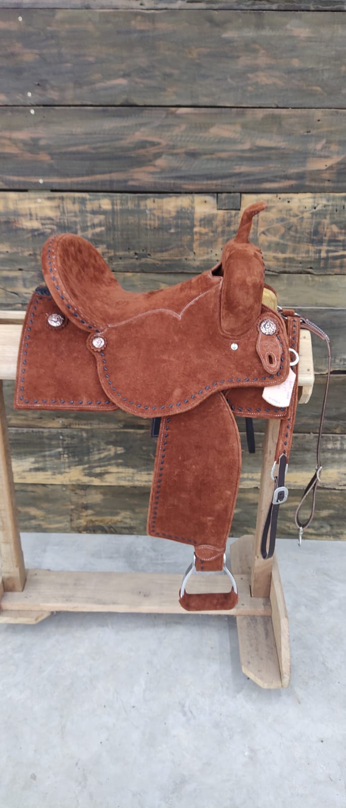 14.5" Lightweight Barrel Saddle - Rough Out & Dark Buckstitch