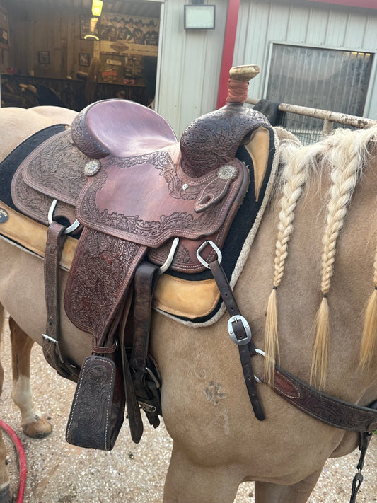 USED 14” Roping Saddle