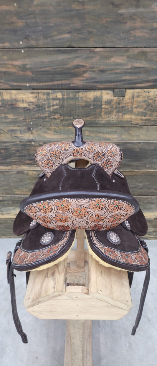 Spine Relief Barrel Saddle with Leather & Turquoise