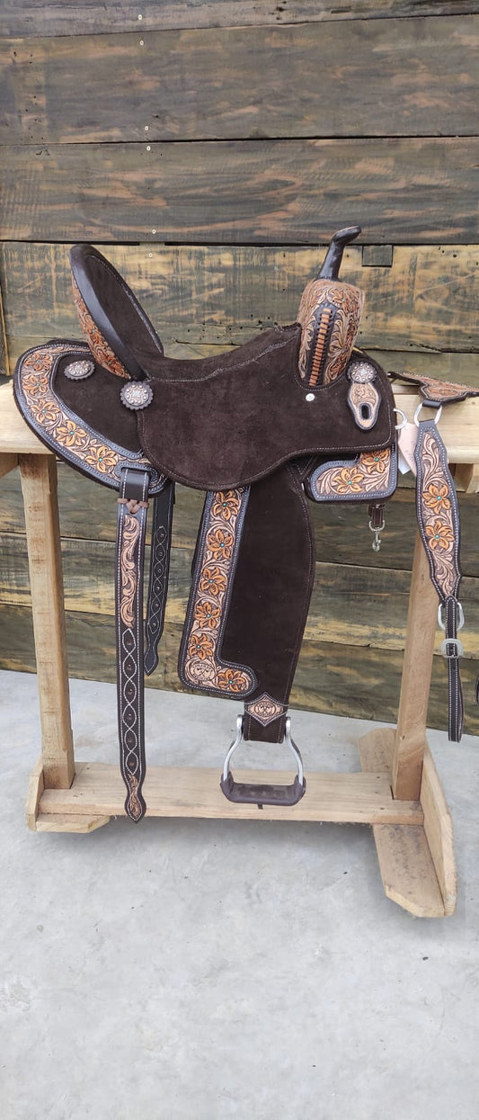 Spine Relief Barrel Saddle with Leather & Turquoise